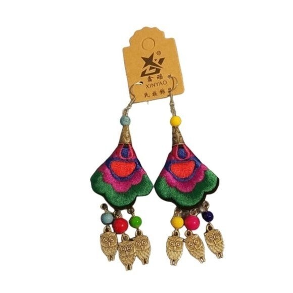 Accessories - Beautiful Ethnic Chinese Oriental Earring
